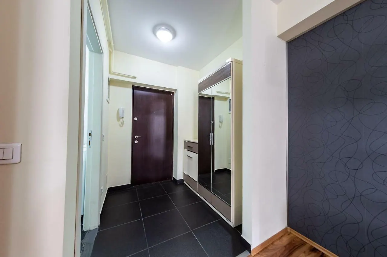 Luxury Radox Apartment Airport Bucharest أوتوبين