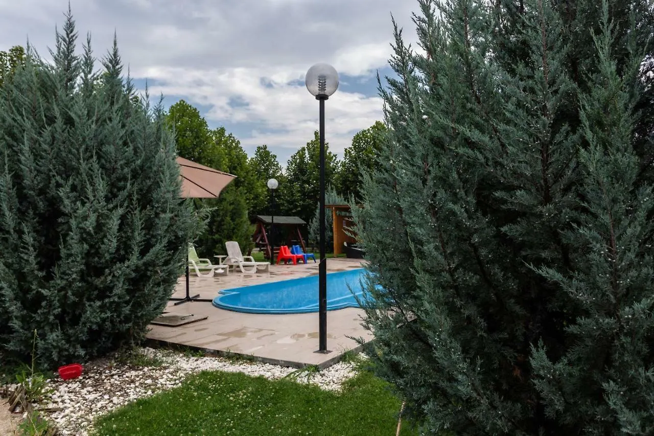 Luxury Radox Apartment Airport Bucharest أوتوبين
